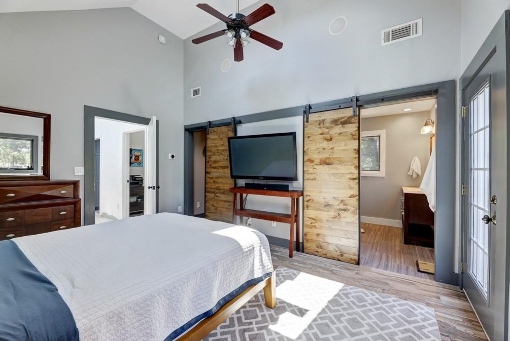 973 Church St, Decatur GA  30030-5508 exterior