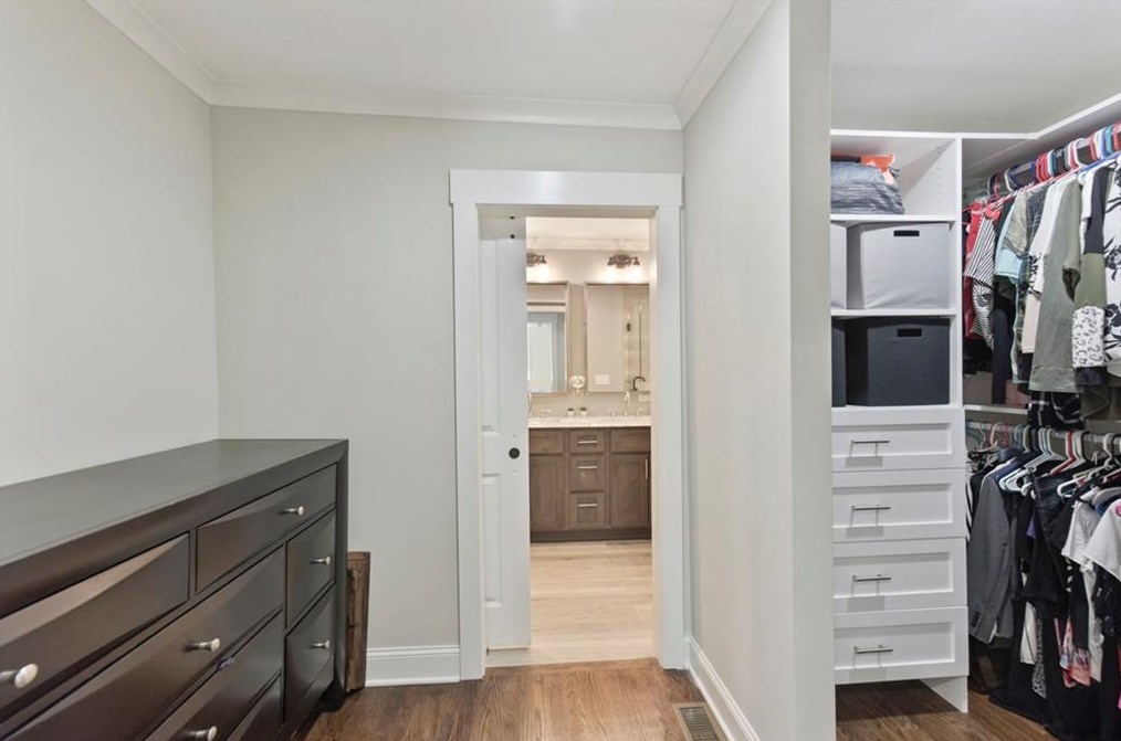 2964 Westbury Dr, Decatur GA  30033-6010 exterior