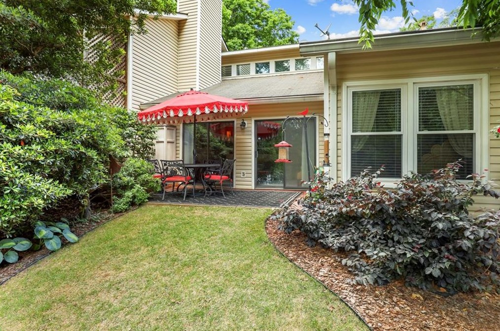 36 Waterford Ct, Atlanta GA  30328-4538 exterior