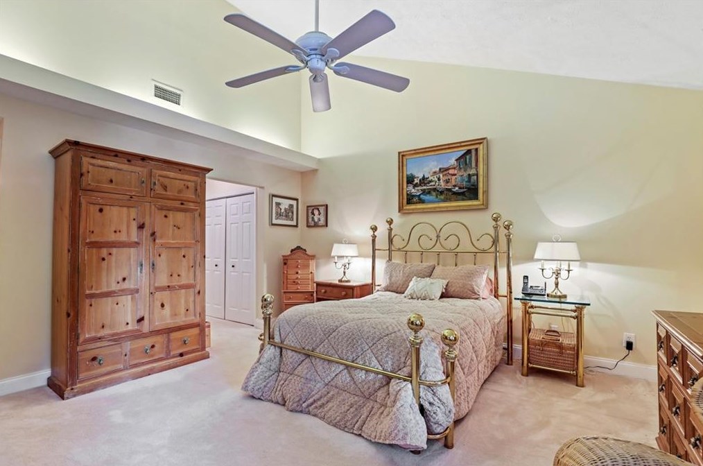 36 Waterford Ct, Atlanta GA  30328-4538 exterior
