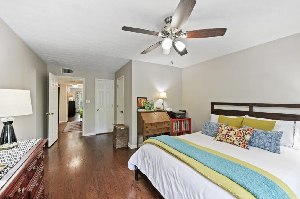 1244 Weatherstone Dr, Atlanta GA  30324-4644 exterior