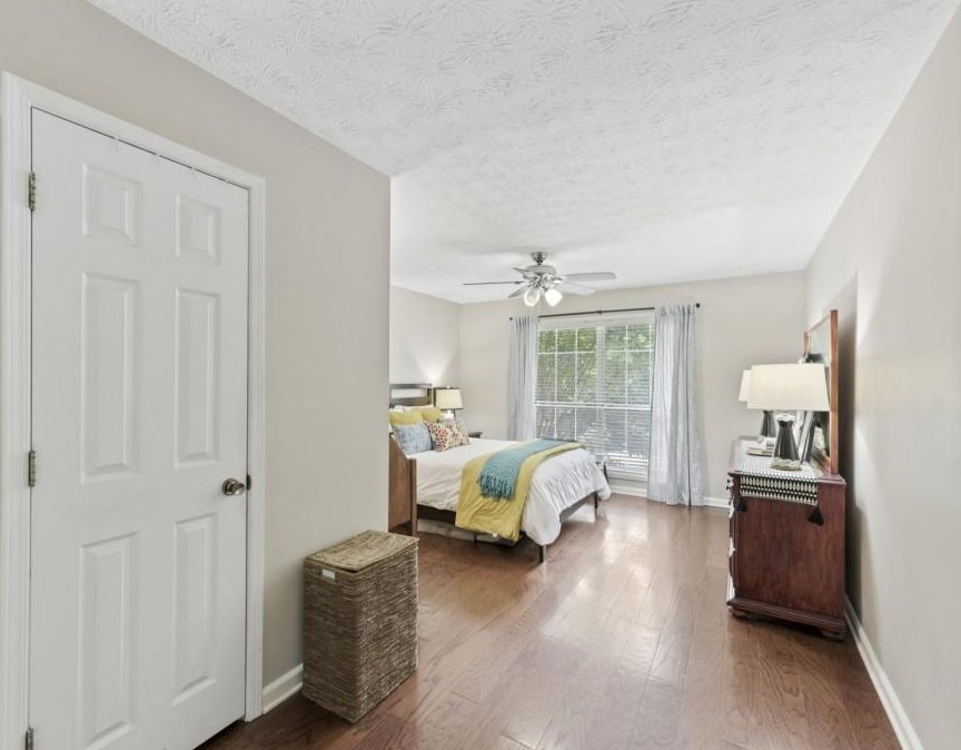 1244 Weatherstone Dr, Atlanta GA  30324-4644 exterior