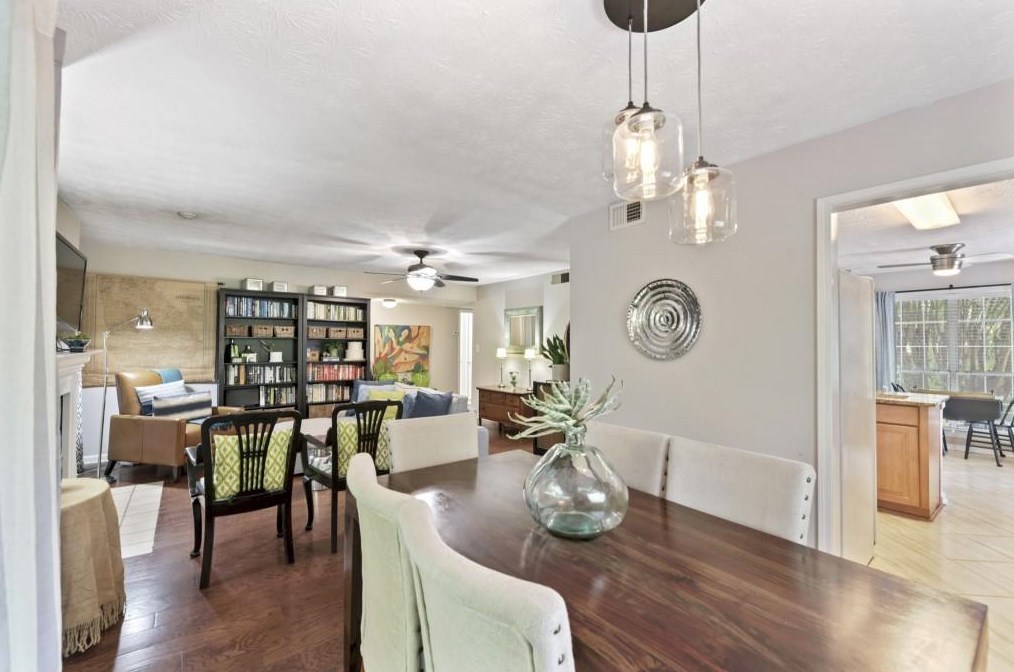 1244 Weatherstone Dr, Atlanta GA  30324-4644 exterior
