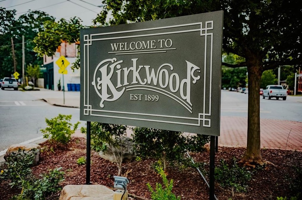 2109 Ridgedale Rd, Atlanta GA  30317-1304 exterior