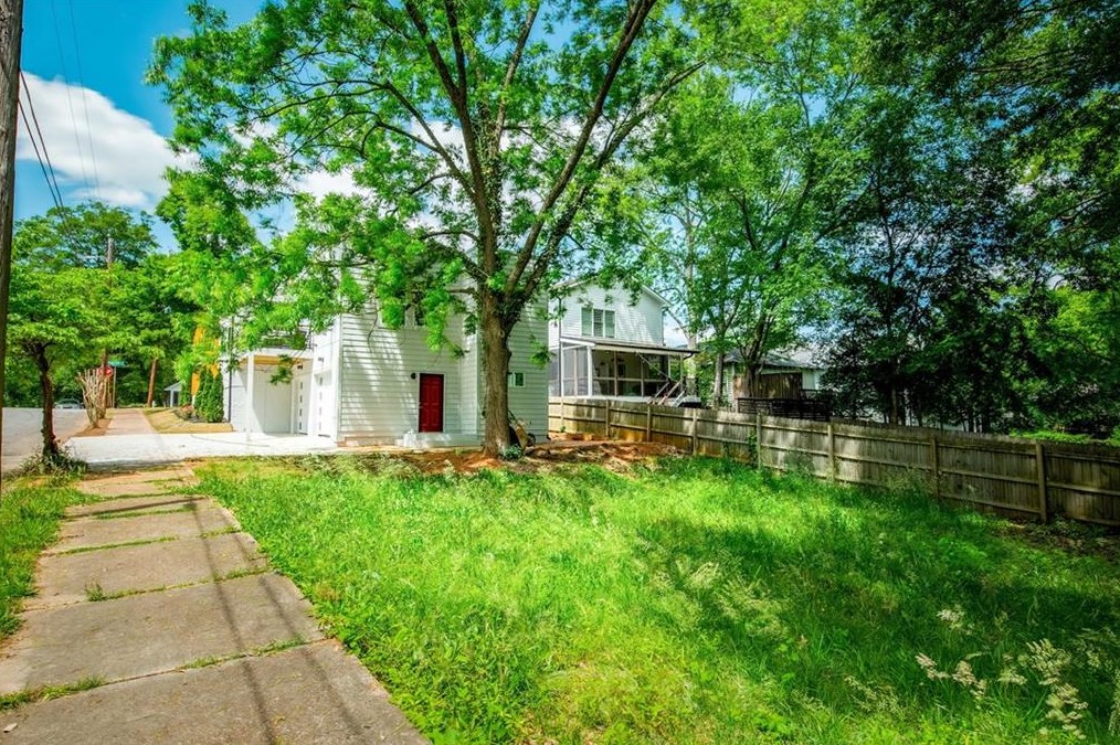 2109 Ridgedale Rd, Atlanta GA  30317-1304 exterior