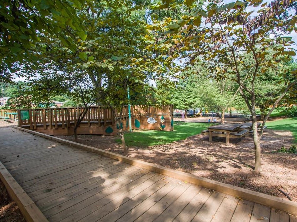 2109 Ridgedale Rd, Atlanta GA  30317-1304 exterior