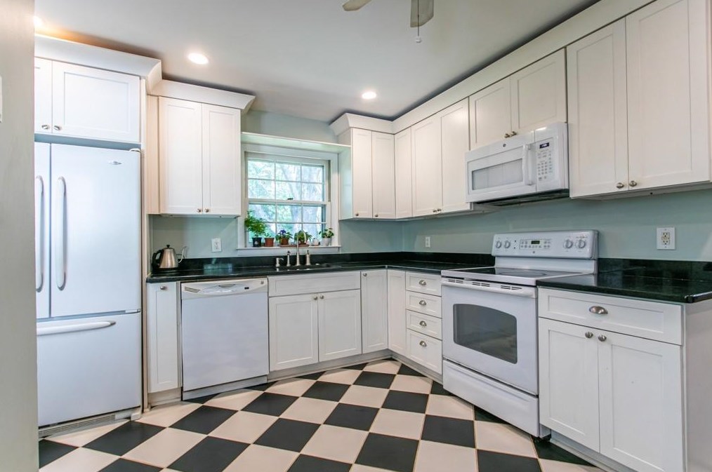 3096 Octavia Pl, Atlanta GA  30340-4620 exterior
