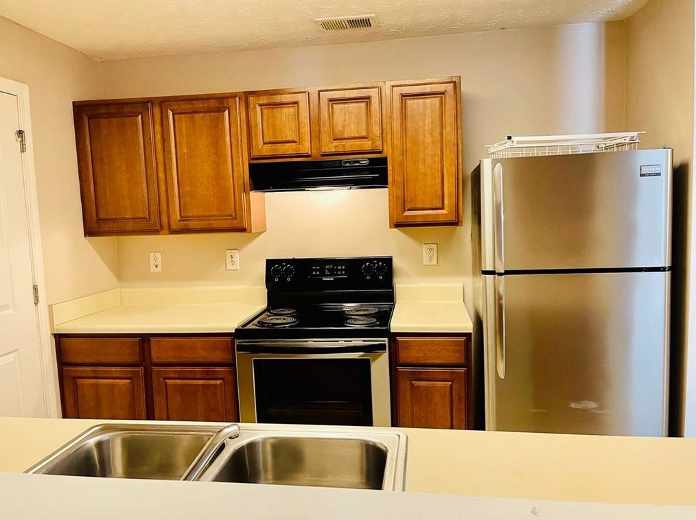 12201 Waldrop Pl, Decatur GA  30034-7437 exterior