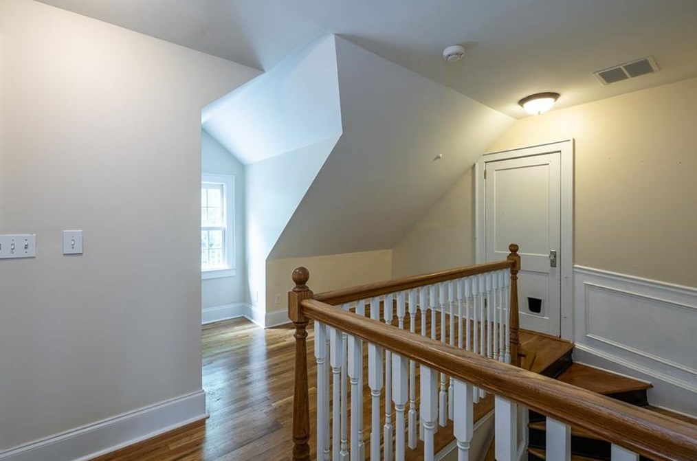 226 Inman Dr, Decatur GA  30030-3833 exterior