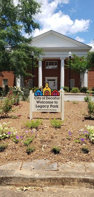 226 Inman Dr, Decatur GA  30030-3833 exterior