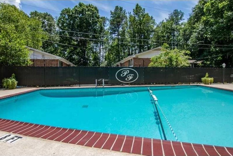 4282 Roswell Rd, Atlanta GA  30342-3719 exterior