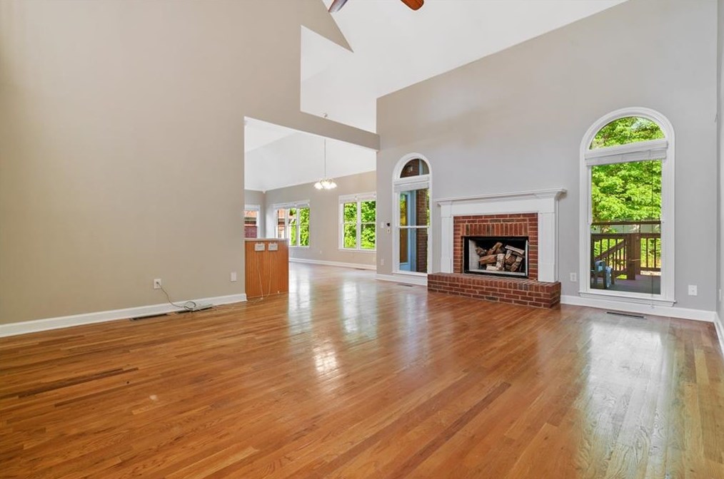 1240 Home Place Dr, Lawrenceville GA  30043-7094 exterior