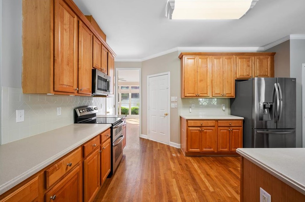 1240 Home Place Dr, Lawrenceville GA  30043-7094 exterior