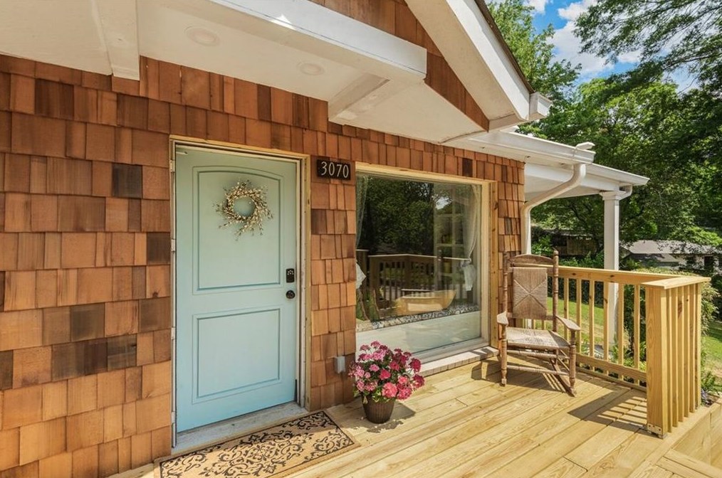 3070 Lindon Ln, Decatur GA  30033-3917 exterior