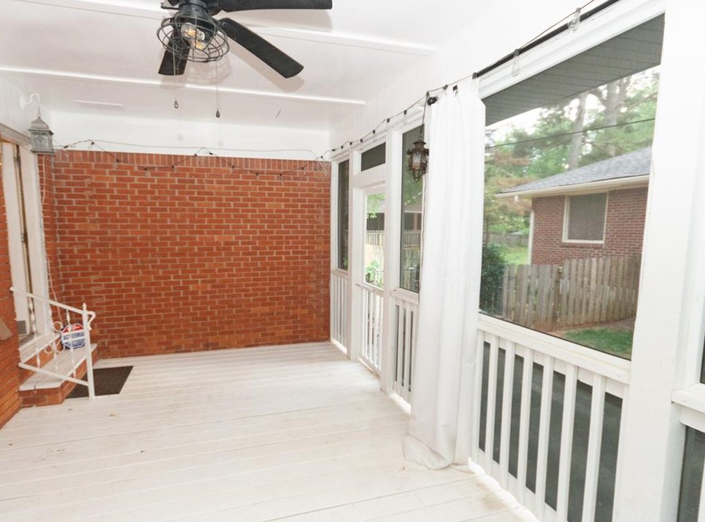 1555 Heatherwood Dr, Decatur GA  30033-1704 exterior