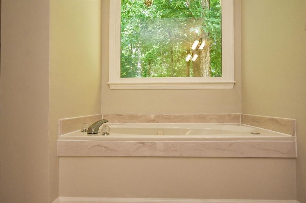 120 Hillsborough Dr, Athens GA  30606-6424 exterior