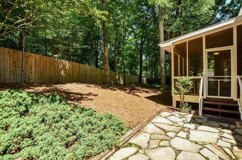 120 Hillsborough Dr, Athens GA  30606-6424 exterior