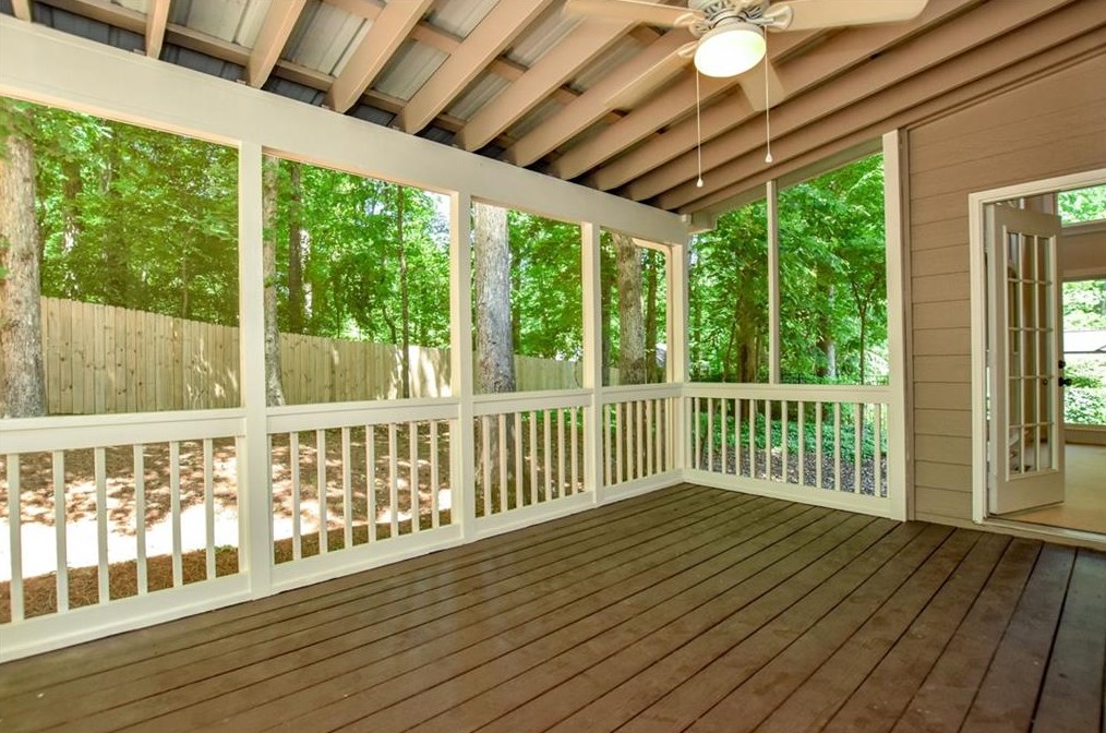 120 Hillsborough Dr, Athens GA  30606-6424 exterior