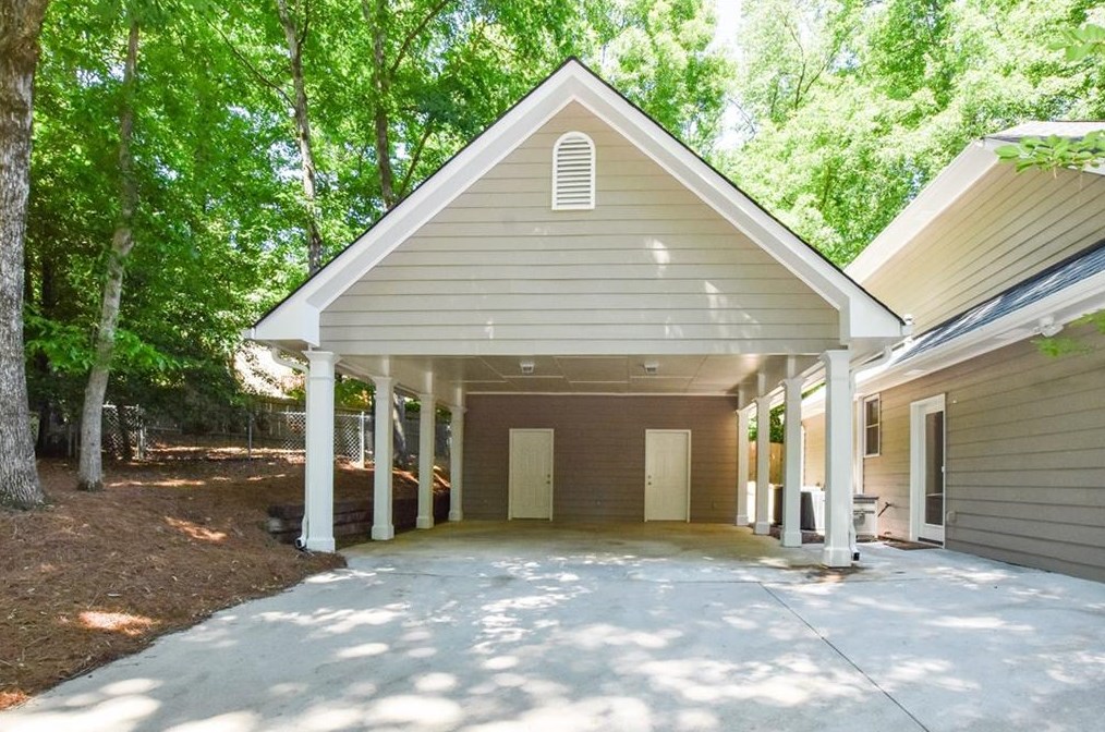 120 Hillsborough Dr, Athens GA  30606-6424 exterior