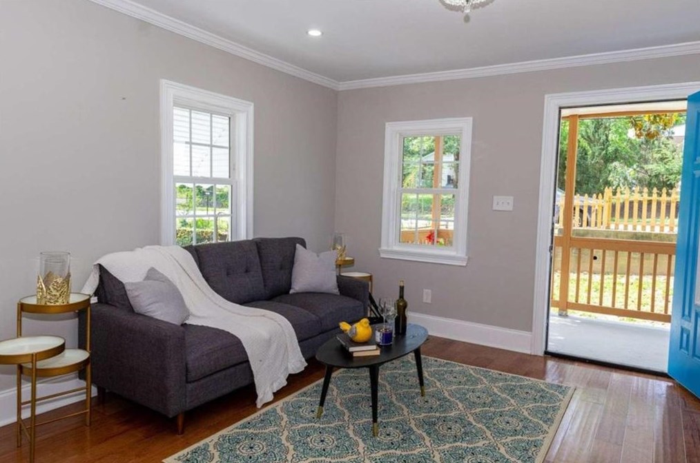 2021 Tiger Flowers Dr, Atlanta GA  30314-1325 exterior