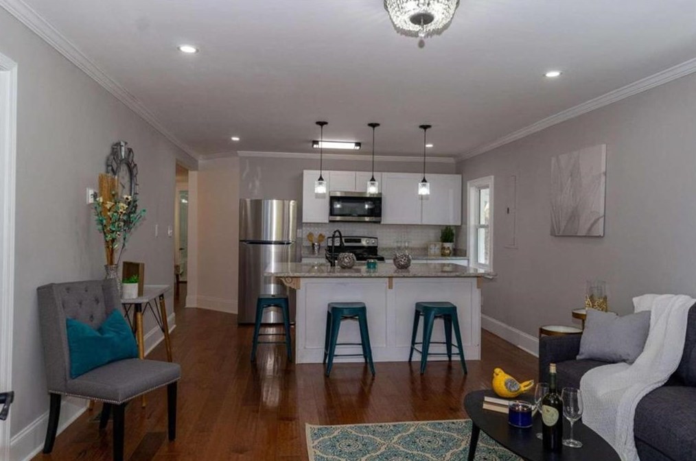 2021 Tiger Flowers Dr, Atlanta GA  30314-1325 exterior