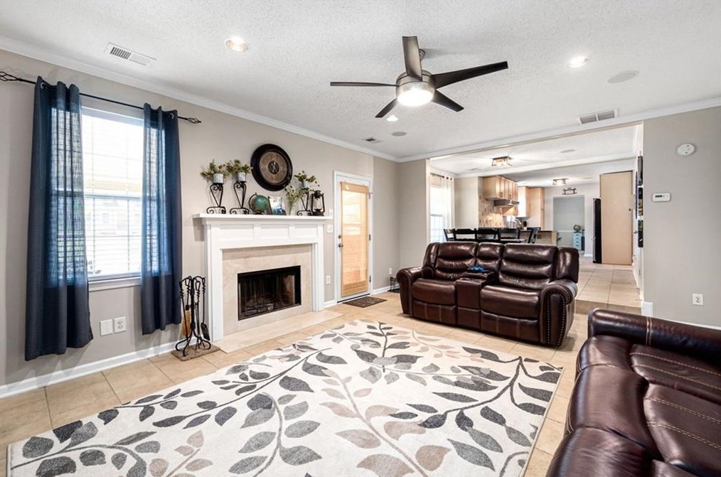 446 Silverleaf Ln, Dallas GA  30157-4618 exterior