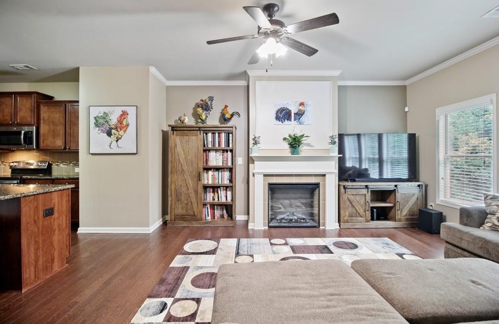 3011 Eltham Pl, Decatur GA  30033-3253 exterior