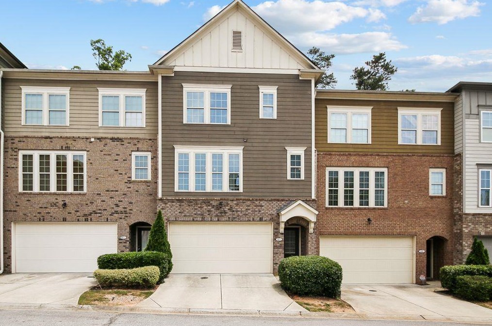 3011 Eltham Pl, Decatur GA  30033-3253 exterior