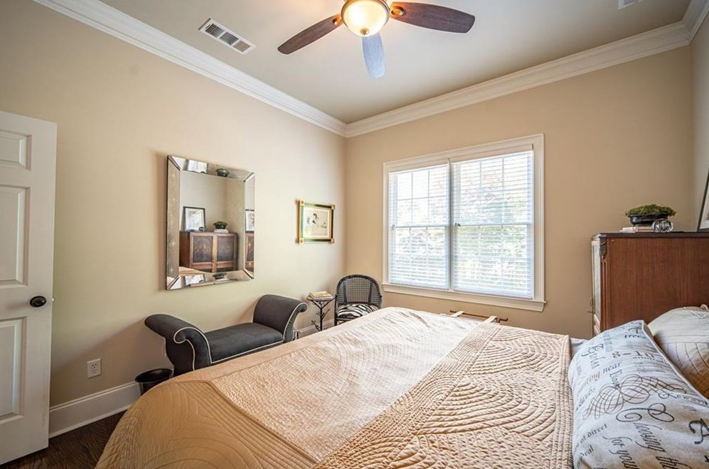 415 Wembley Cir, Atlanta GA  30328-6755 exterior