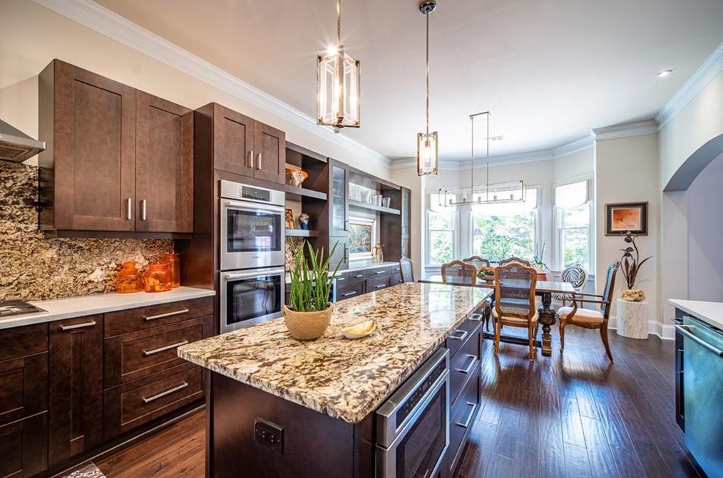 415 Wembley Cir, Atlanta GA  30328-6755 exterior