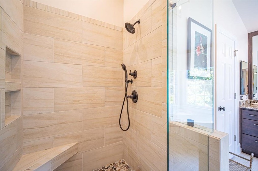415 Wembley Cir, Atlanta GA  30328-6755 exterior