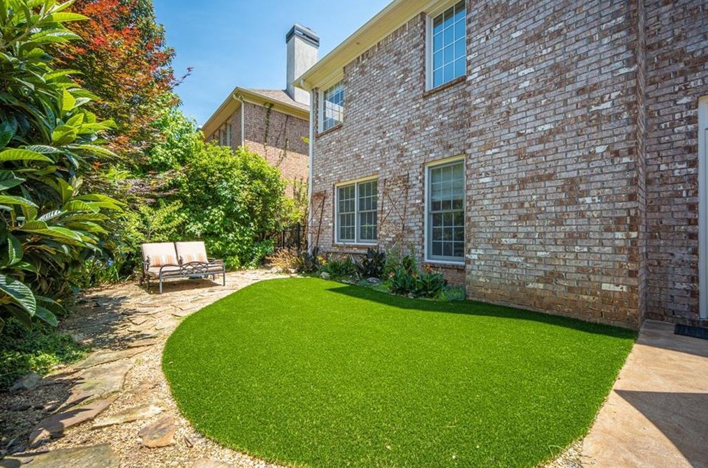 415 Wembley Cir, Atlanta GA  30328-6755 exterior