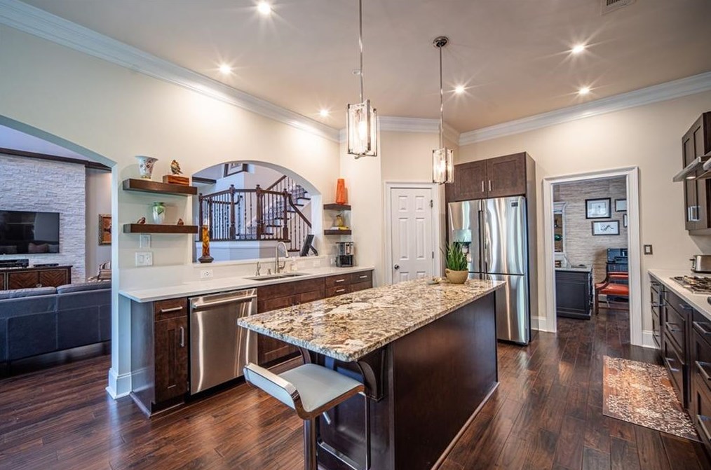 415 Wembley Cir, Atlanta GA  30328-6755 exterior