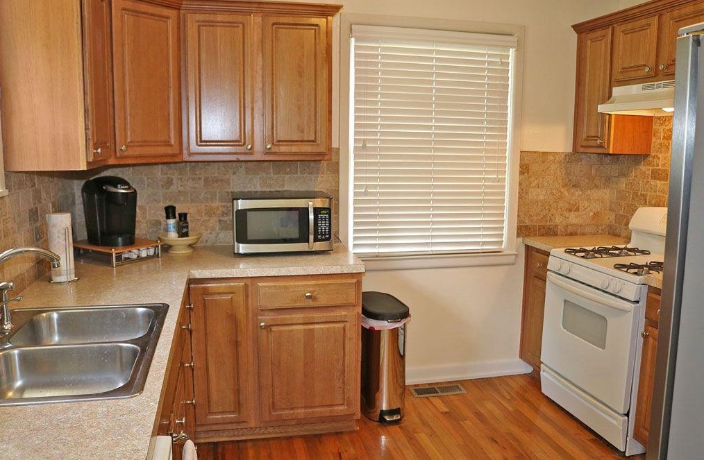 1348 Scott Blvd, Decatur GA  30030-1421 exterior