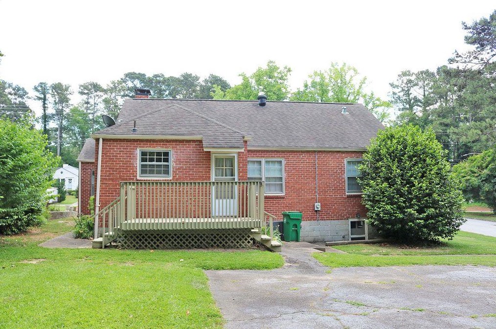 1348 Scott Blvd, Decatur GA  30030-1421 exterior