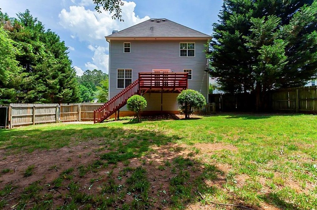 131 Oliver Ct, Douglasville GA  30134-5250 exterior
