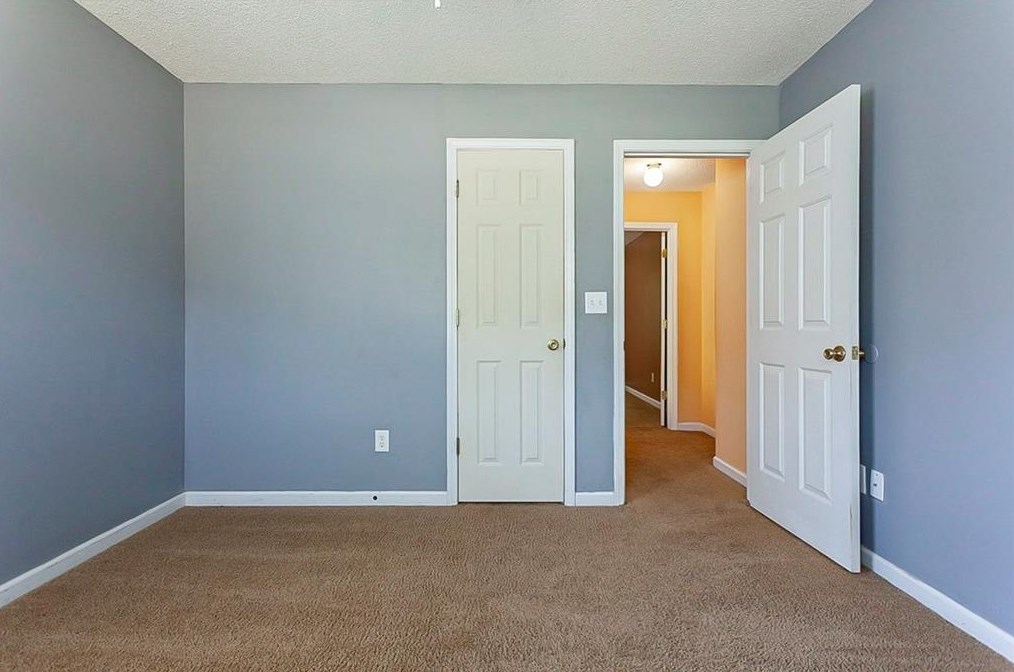 131 Oliver Ct, Douglasville GA  30134-5250 exterior