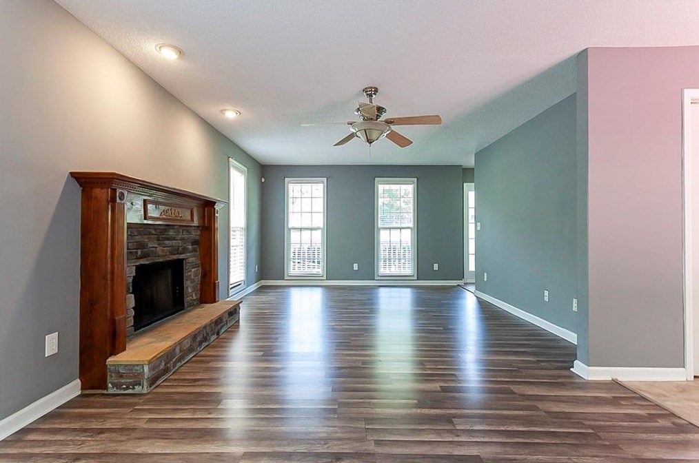 131 Oliver Ct, Douglasville GA  30134-5250 exterior