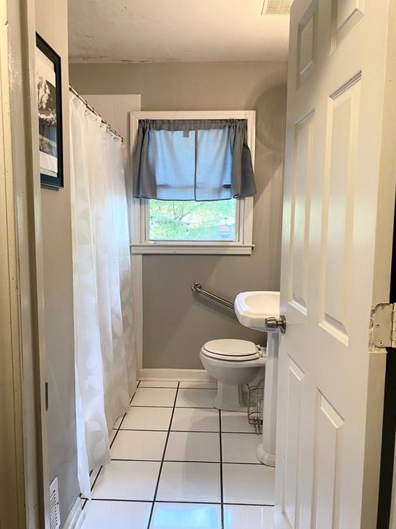 1886 Valencia Rd, Decatur GA  30032-5270 exterior