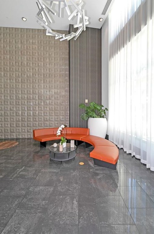 1080 Peachtree St, Atlanta GA  30309-3963 exterior