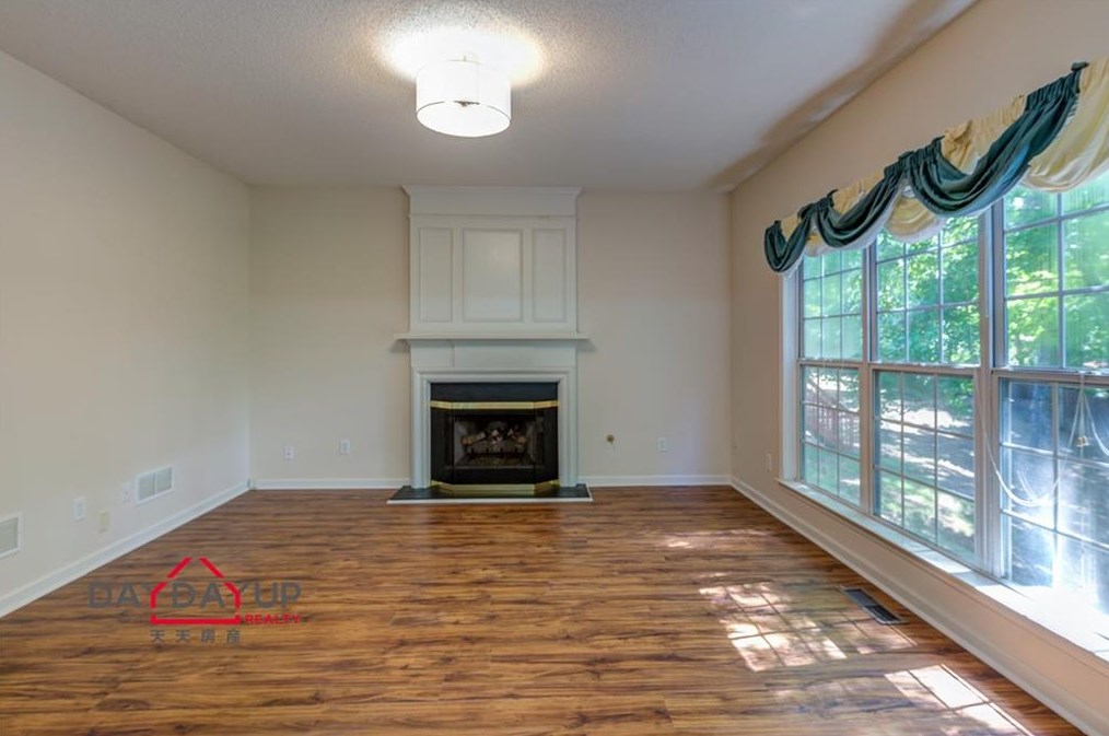 2389 Traywick Chase, Alpharetta GA  30004-4242 exterior