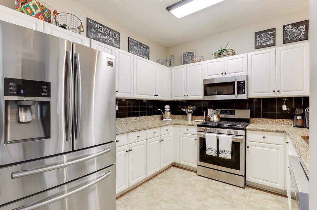 2195 Berryhill Cir, Smyrna GA  30082-4744 exterior
