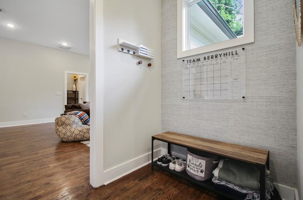 3060 Glendale Ct, Decatur GA  30032-5802 exterior