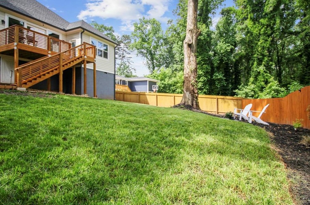 3060 Glendale Ct, Decatur GA  30032-5802 exterior