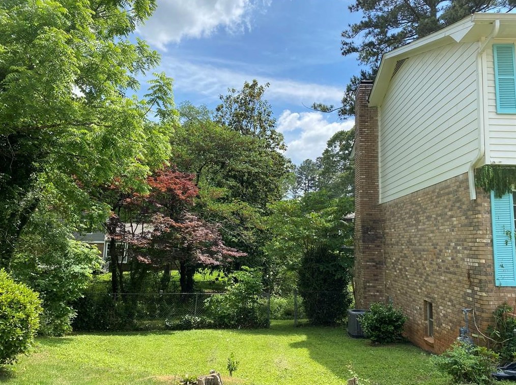 3939 Pinehurst Ct, Decatur GA  30034-5214 exterior