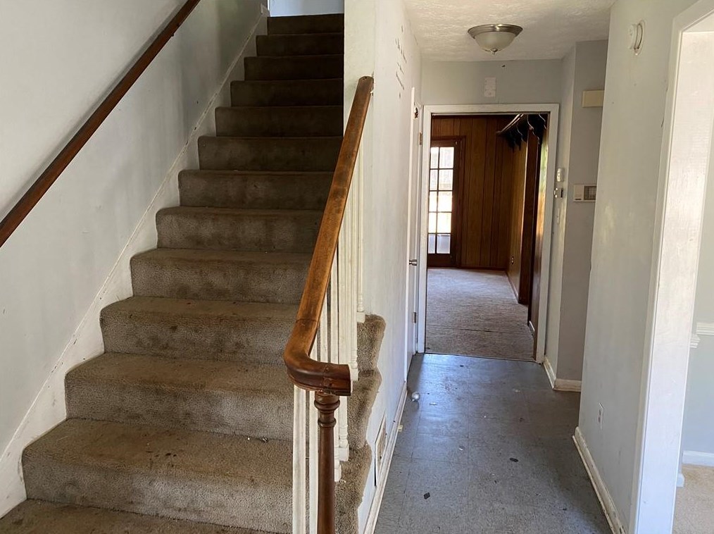 3939 Pinehurst Ct, Decatur GA  30034-5214 exterior