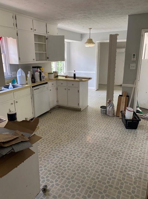 3939 Pinehurst Ct, Decatur GA  30034-5214 exterior