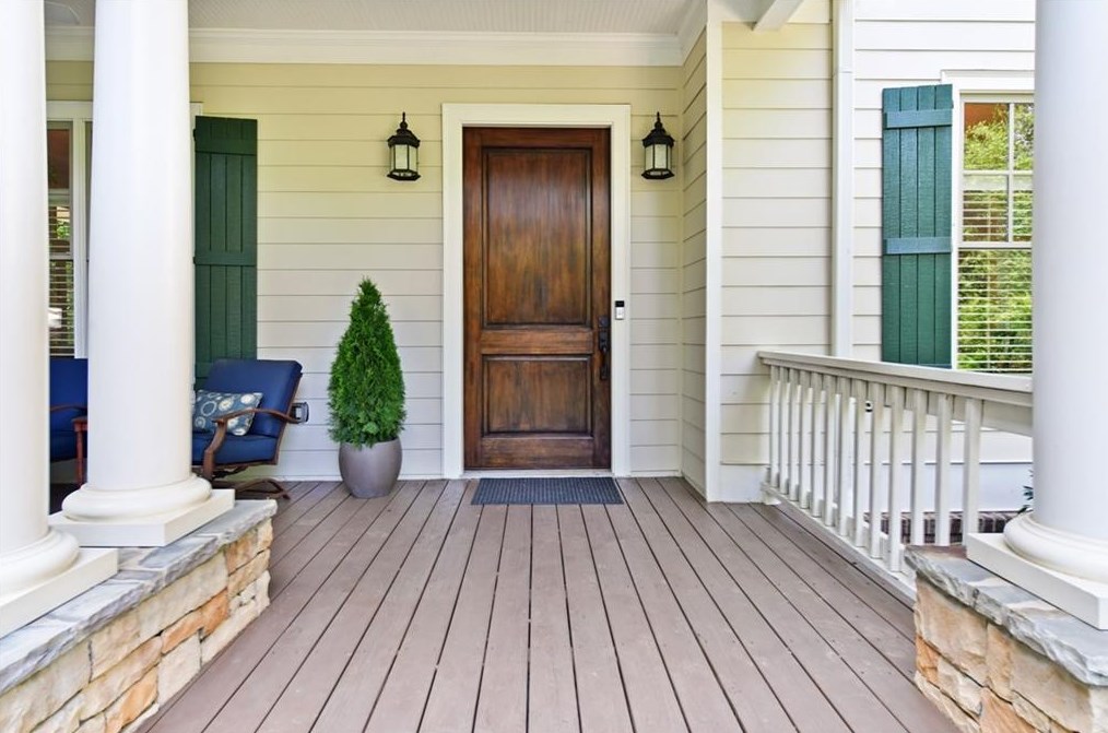 1847 Butlers Ln, Decatur GA  30033-4001 exterior