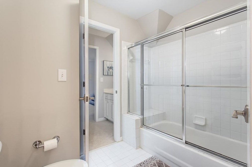 846 Springside Ct, Atlanta GA 30342-3557 exterior