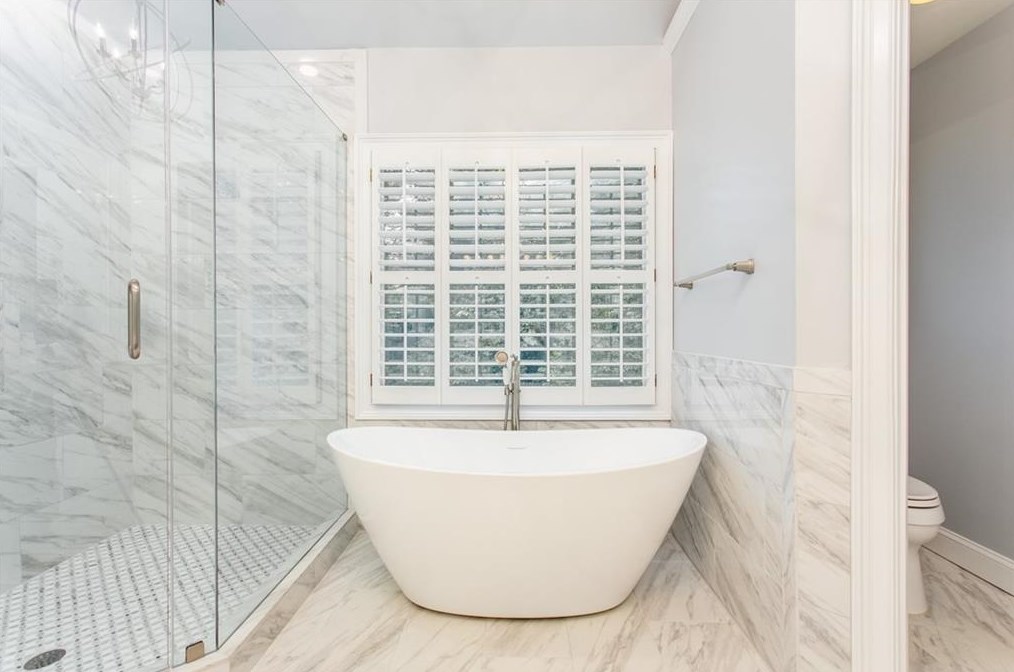 846 Springside Ct, Atlanta GA 30342-3557 exterior